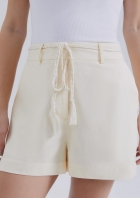 Shorts Feminino Alfaiataria Com Linho