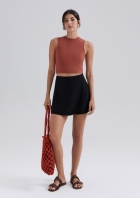 Regata Feminina Cropped Em Malha Com Elastano