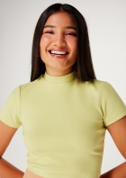 Blusa Básica Feminina Cropped Gola Alta