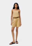Shorts Feminino Cintura Alta Em Alfaiataria