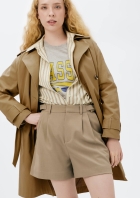 Shorts Feminino Em Alfaiataria