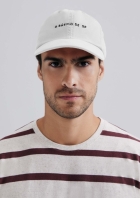 Boné Masculino Aba Curva Com Bordado